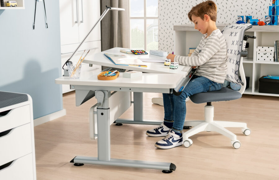 PAIDI Kindermöbel, Kinderzimmer, Kinderzimmer einrichten, Kinderschreibtisch höhenverstellbar, schreibtisch für kinder, schreibtischstuhl kinder, kinderschreibtischstuhl ergonomisch, kinderzimmer junge