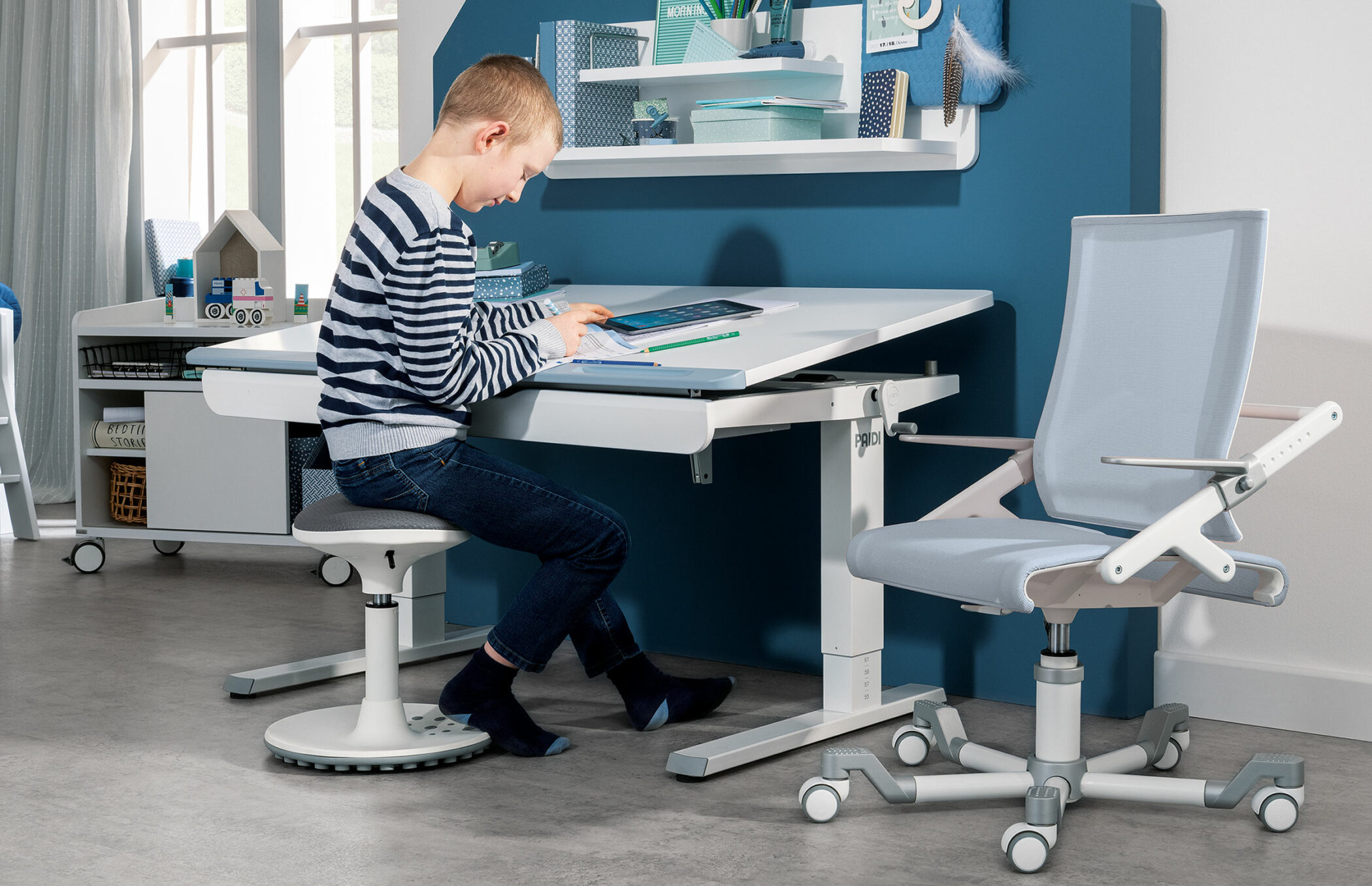 PAIDI Kindermöbel, Kinderzimmer, Kinderzimmer einrichten, Kinderschreibtisch höhenverstellbar, schreibtisch für kinder, schreibtischstuhl kinder, kinderschreibtischstuhl ergonomisch, kinderzimmer junge